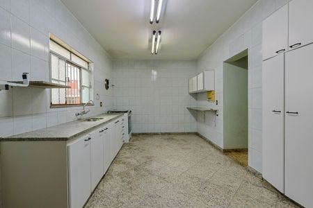 Casa à venda com 208m², 3 quartos e 2 vagasCozinha