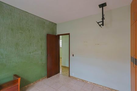 Casa à venda com 208m², 3 quartos e 2 vagasQuarto 3 - Suíte
