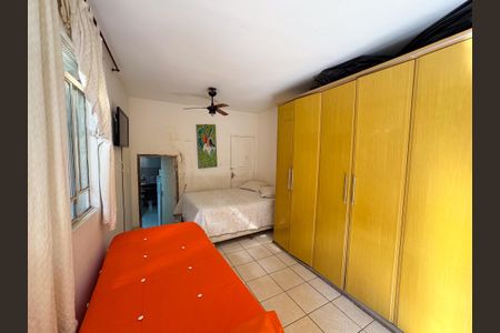 Casa à venda com 80m², 3 quartos e 5 vagasQuarto 2