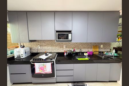 Casa à venda com 80m², 3 quartos e 5 vagasSala/Cozinha