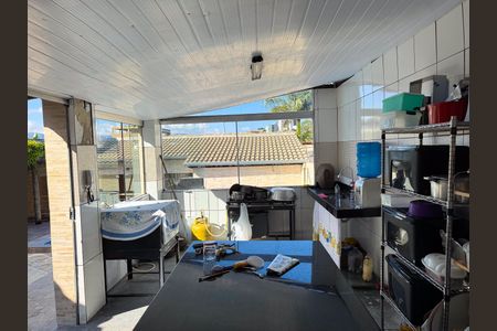 Casa à venda com 80m², 3 quartos e 5 vagasÁrea de Serviço