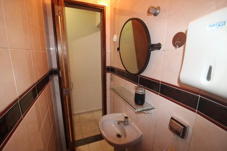 Casa à venda com 157m², 3 quartos e 2 vagasLavabo