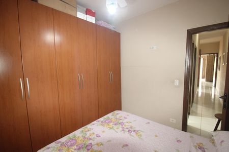 Casa à venda com 157m², 3 quartos e 2 vagasQuarto 1