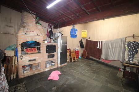 Casa à venda com 157m², 3 quartos e 2 vagasÁrea Comum