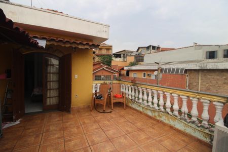 Casa à venda com 157m², 3 quartos e 2 vagasVaranda