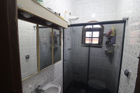 Casa à venda com 157m², 3 quartos e 2 vagasBanheiro 1