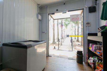 Apartamento à venda com 38m², 2 quartos e 1 vaga Apartamento à venda com 38m², 2 quartos e 1 vagaÁrea comum - Mini Mercado