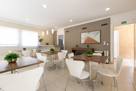 Apartamento à venda com 38m², 2 quartos e 1 vaga Apartamento à venda com 38m², 2 quartos e 1 vagaÁrea comum - Salão de Festas