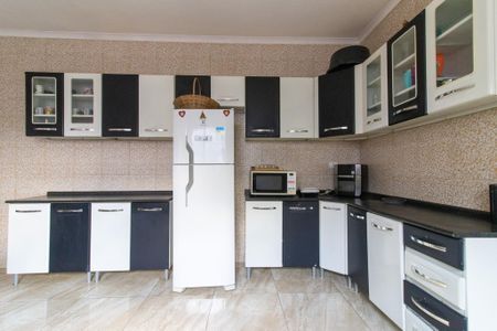 Casa à venda com 250m², 3 quartos e 2 vagasCozinha