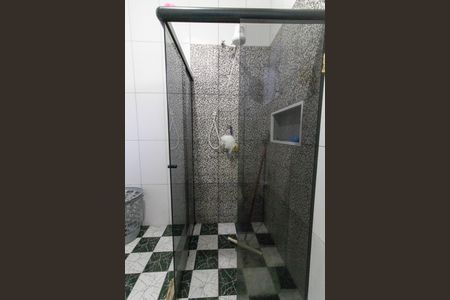 Casa à venda com 250m², 3 quartos e 2 vagasBanheiro