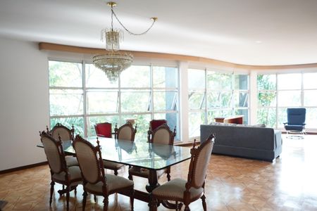 Apartamento à venda com 224m², 4 quartos e 1 vagaSala