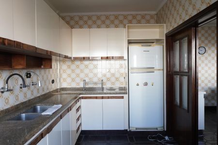 Apartamento à venda com 224m², 4 quartos e 1 vagaCozinha