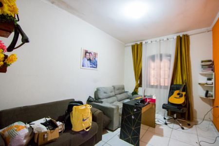 Casa à venda com 220m², 2 quartos e 2 vagas Casa à venda com 220m², 2 quartos e 2 vagasQuarto 2