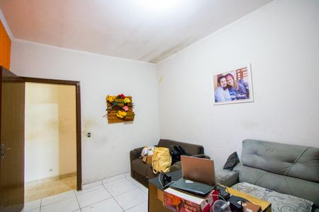 Casa à venda com 220m², 2 quartos e 2 vagas Casa à venda com 220m², 2 quartos e 2 vagasQuarto 2