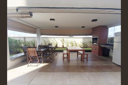 Apartamento à venda com 72m², 2 quartos e 1 vagaÁrea comum - Churrasqueira