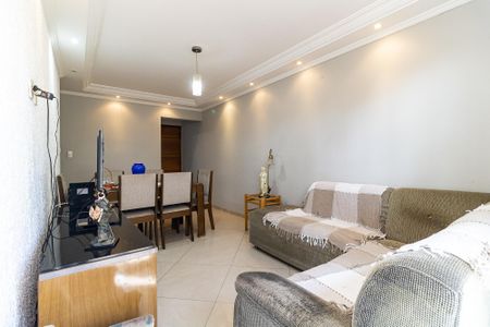 Apartamento à venda com 70m², 2 quartos e 1 vaga Apartamento à venda com 70m², 2 quartos e 1 vagaSala