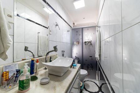 Apartamento à venda com 70m², 2 quartos e 1 vaga Apartamento à venda com 70m², 2 quartos e 1 vagaBanheiro