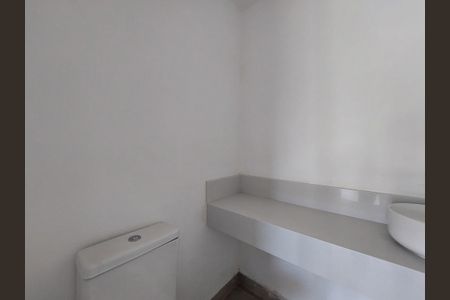 Apartamento à venda com 121m², 3 quartos e 2 vagas Apartamento à venda com 121m², 3 quartos e 2 vagasLavabo