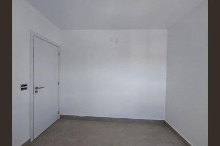 Apartamento à venda com 121m², 3 quartos e 2 vagas Apartamento à venda com 121m², 3 quartos e 2 vagasSuíte