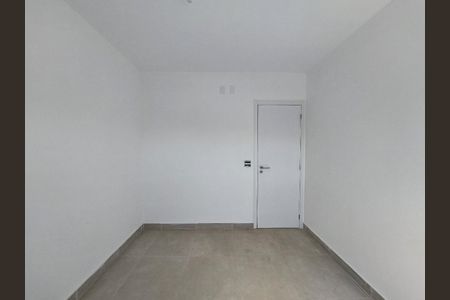 Apartamento à venda com 121m², 3 quartos e 2 vagas Apartamento à venda com 121m², 3 quartos e 2 vagasQuarto 2