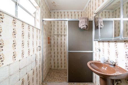 Casa à venda com 390m², 5 quartos e 4 vagasBanheiro das Suítes da Edícula