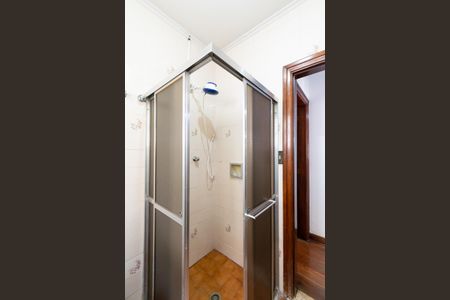 Casa à venda com 390m², 5 quartos e 4 vagasBanheiro Social