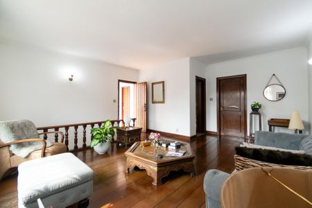 Casa à venda com 390m², 5 quartos e 4 vagasSala de Estar