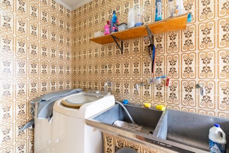 Casa à venda com 390m², 5 quartos e 4 vagasÁrea de Serviço