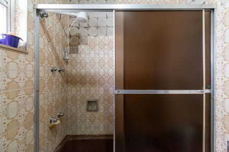 Casa à venda com 390m², 5 quartos e 4 vagasBanheiro da Suíte