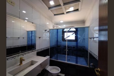 Apartamento à venda com 188m², 3 quartos e 4 vagas Apartamento à venda com 188m², 3 quartos e 4 vagasBanheiro da Suíte