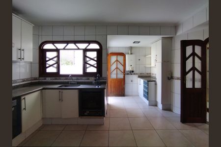 Apartamento à venda com 188m², 3 quartos e 4 vagas Apartamento à venda com 188m², 3 quartos e 4 vagasCozinha