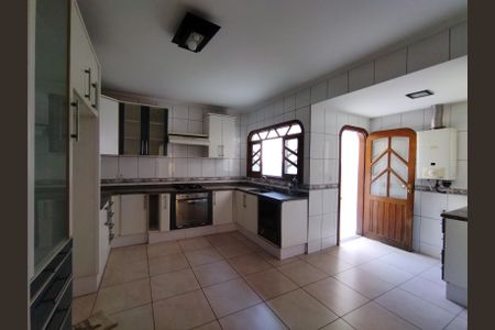 Apartamento à venda com 188m², 3 quartos e 4 vagas Apartamento à venda com 188m², 3 quartos e 4 vagasCozinha