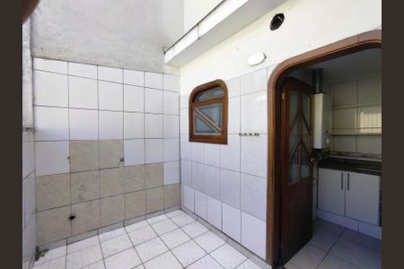 Apartamento à venda com 188m², 3 quartos e 4 vagas Apartamento à venda com 188m², 3 quartos e 4 vagasQuintal da Cozinha