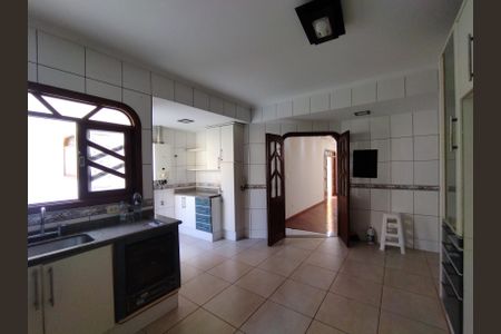 Apartamento à venda com 188m², 3 quartos e 4 vagas Apartamento à venda com 188m², 3 quartos e 4 vagasCozinha