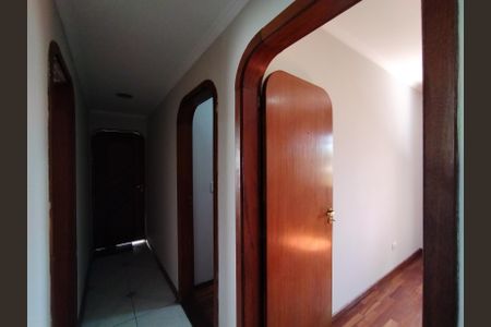 Apartamento à venda com 188m², 3 quartos e 4 vagas Apartamento à venda com 188m², 3 quartos e 4 vagasCorredor