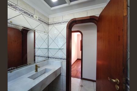 Apartamento à venda com 188m², 3 quartos e 4 vagas Apartamento à venda com 188m², 3 quartos e 4 vagasBanheiro Social