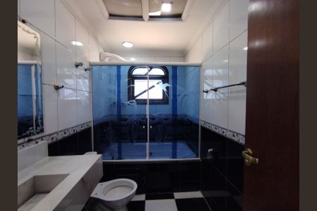 Apartamento à venda com 188m², 3 quartos e 4 vagas Apartamento à venda com 188m², 3 quartos e 4 vagasBanheiro da Suíte