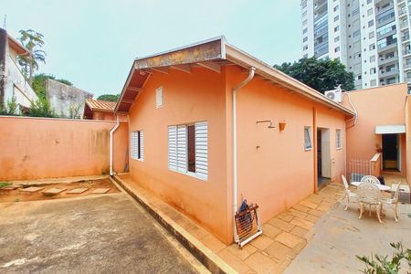 Casa para alugar com 450m², 3 quartos e 4 vagasQuintal