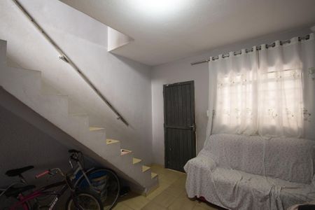 Casa de condomínio à venda com 50m², 1 quarto e sem vaga Casa de condomínio à venda com 50m², 1 quarto e sem vagaSala