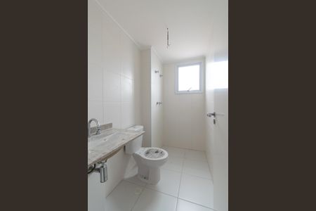 Apartamento para alugar com 82m², 2 quartos e 2 vagas Apartamento para alugar com 82m², 2 quartos e 2 vagasBanheiro da Suíte 1