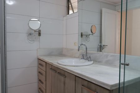 Apartamento à venda com 135m², 2 quartos e 1 vagaBanheiro da Suíte