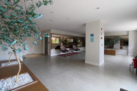 Apartamento à venda com 81m², 2 quartos e 1 vagaHall de entrada