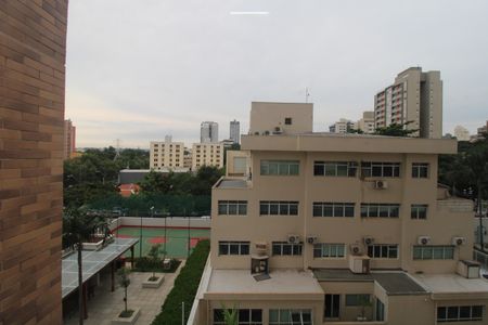 Apartamento à venda com 81m², 2 quartos e 1 vagaVaranda Gourmet - Vista