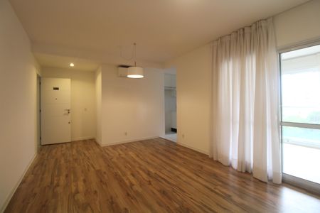 Apartamento à venda com 81m², 2 quartos e 1 vagaSala