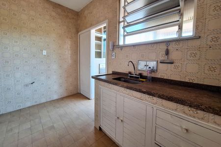 Apartamento à venda com 67m², 2 quartos e sem vagaCozinha