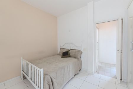 Apartamento à venda com 48m², 1 quarto e sem vagaQuarto