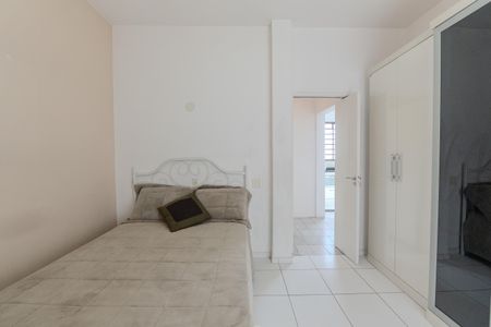 Apartamento à venda com 48m², 1 quarto e sem vagaQuarto