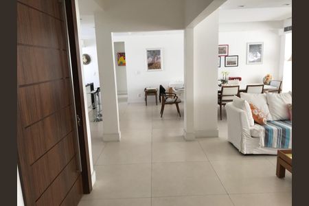 Apartamento à venda com 170m², 3 quartos e 1 vaga