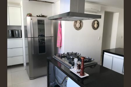 Apartamento à venda com 170m², 3 quartos e 1 vaga