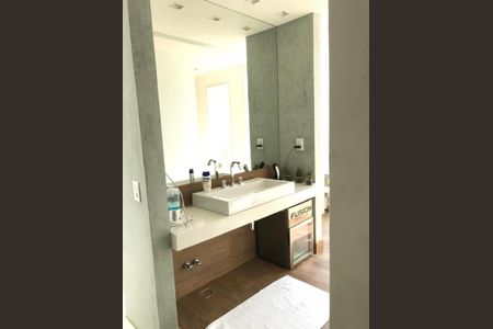 Apartamento à venda com 170m², 3 quartos e 1 vaga